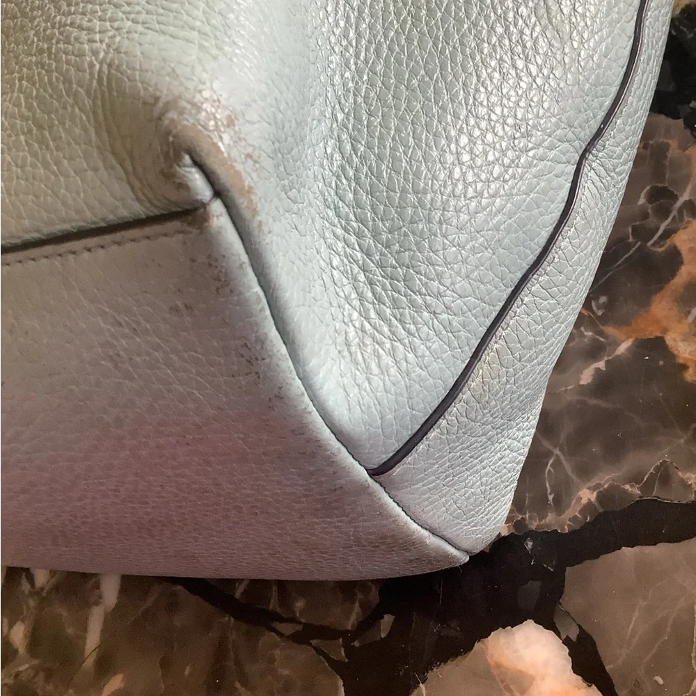 Authentic coach taylor sky blue large pebbled leather tote 16x10